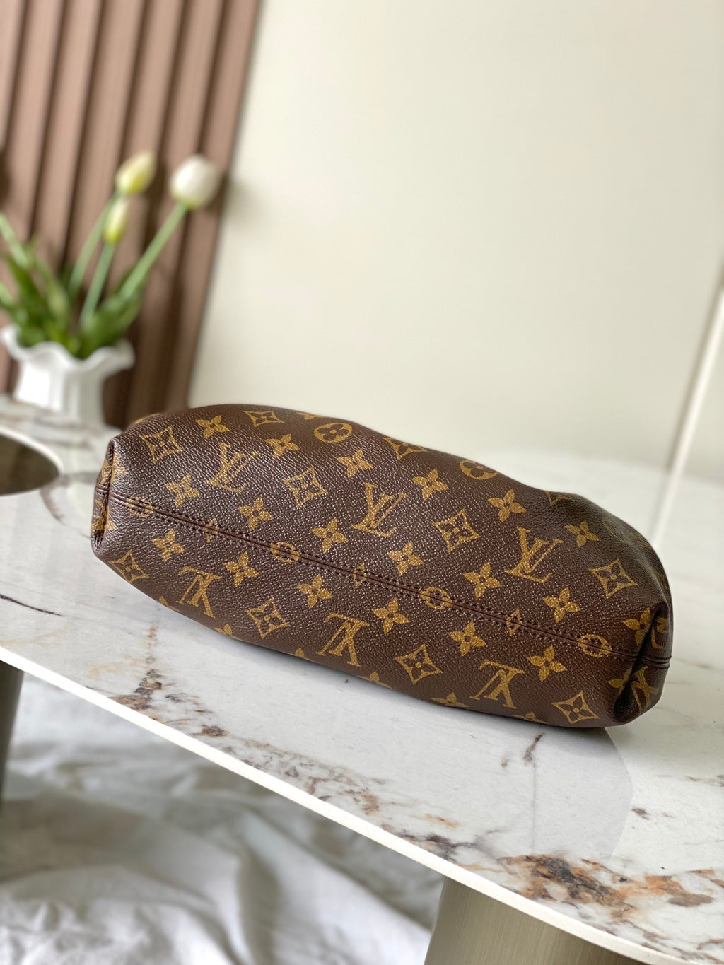 LV Pochette Sling PM