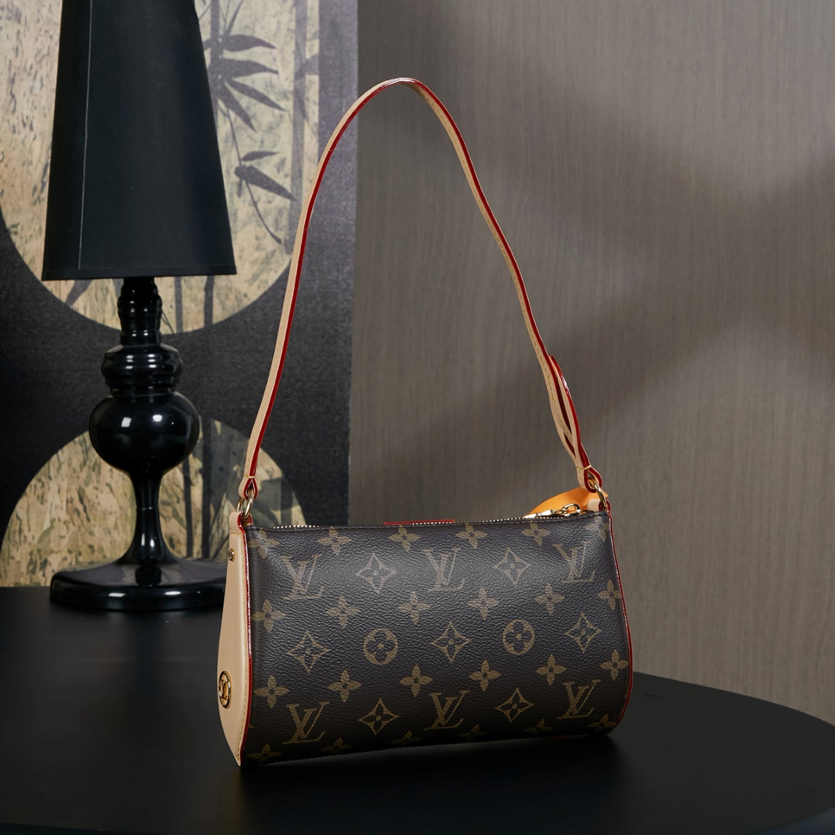 LV Pochette Tirette