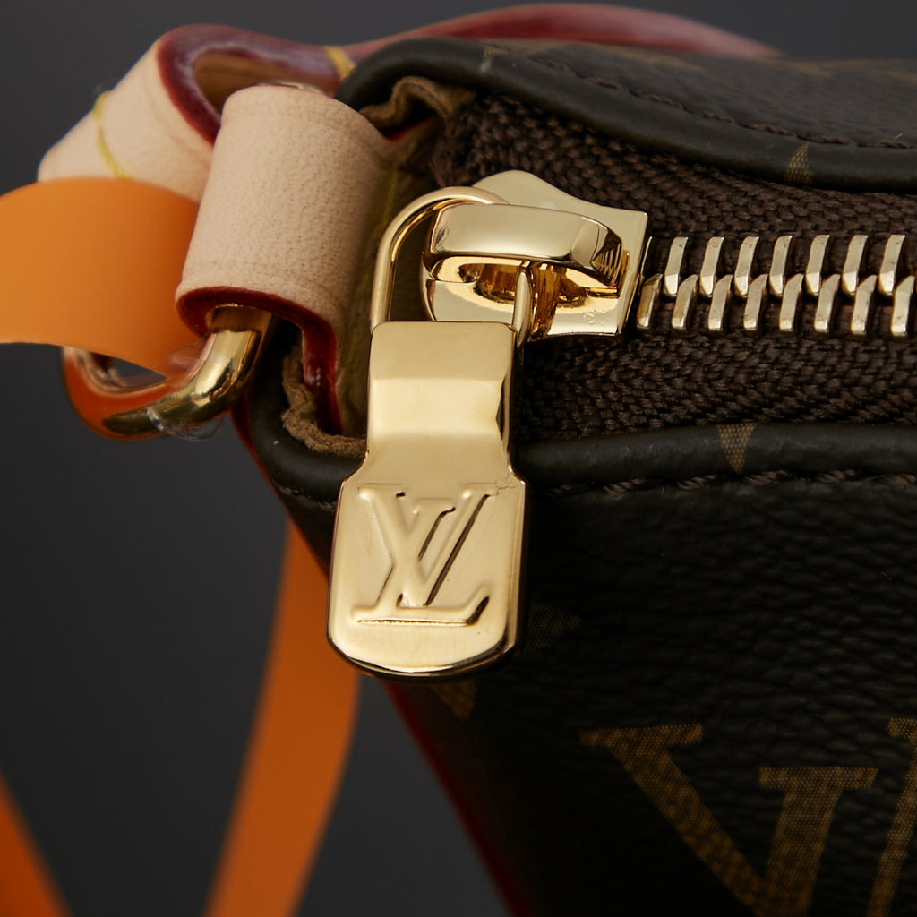 LV Pochette Tirette