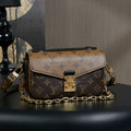 LV Pochette Métis East West