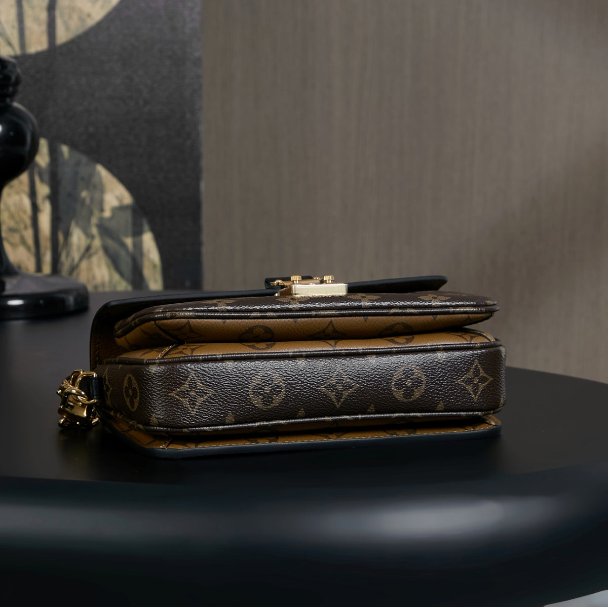 LV Pochette Métis East West