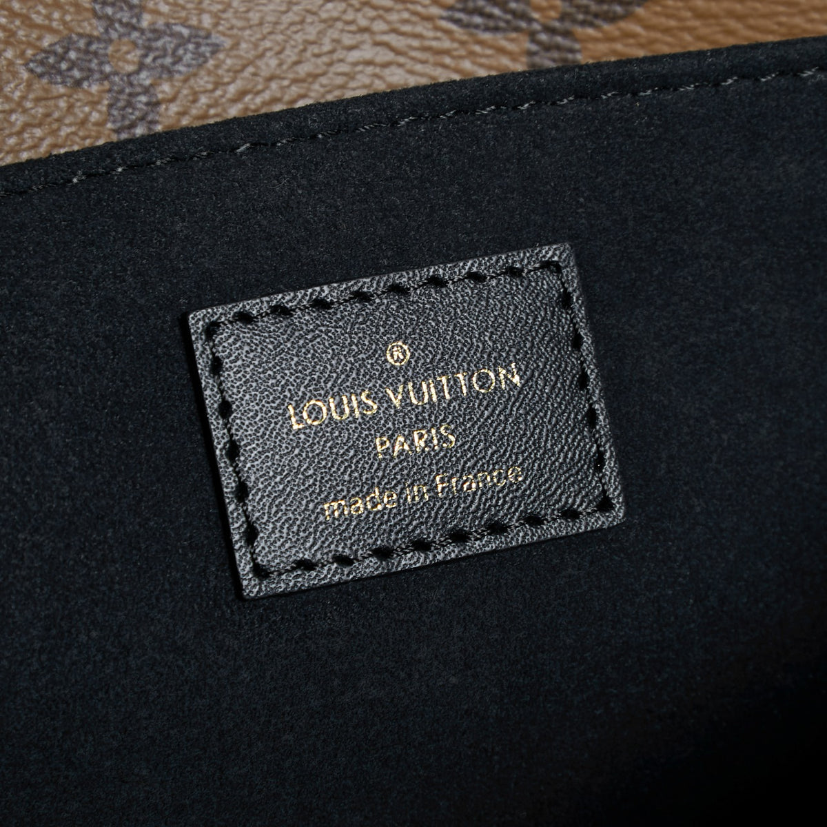 LV Pochette Métis East West