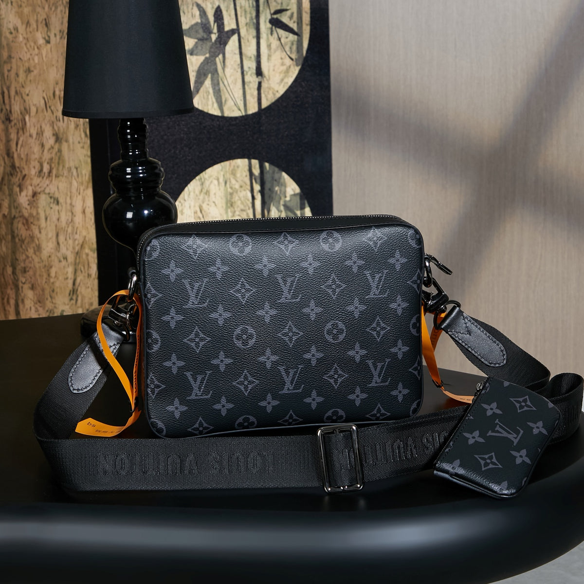 LV Trio Messenger