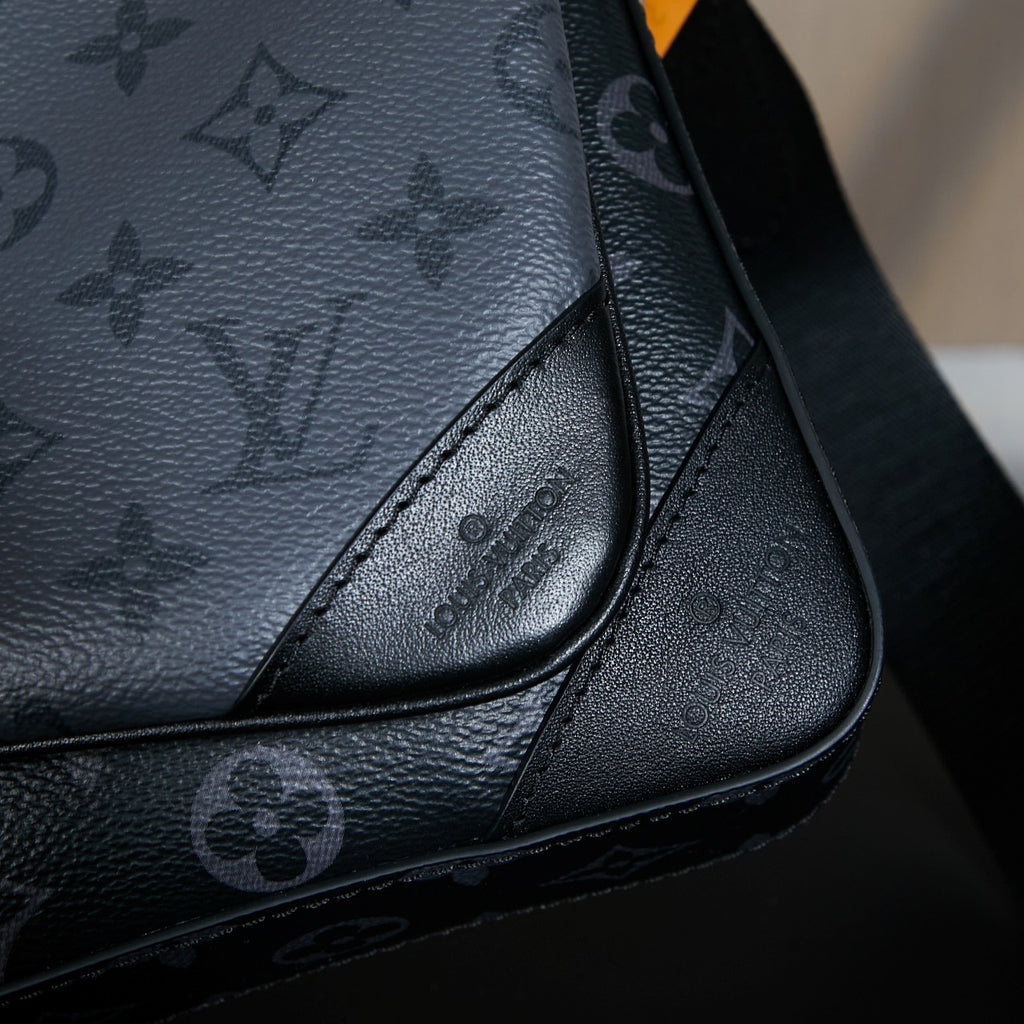 LV Trio Messenger