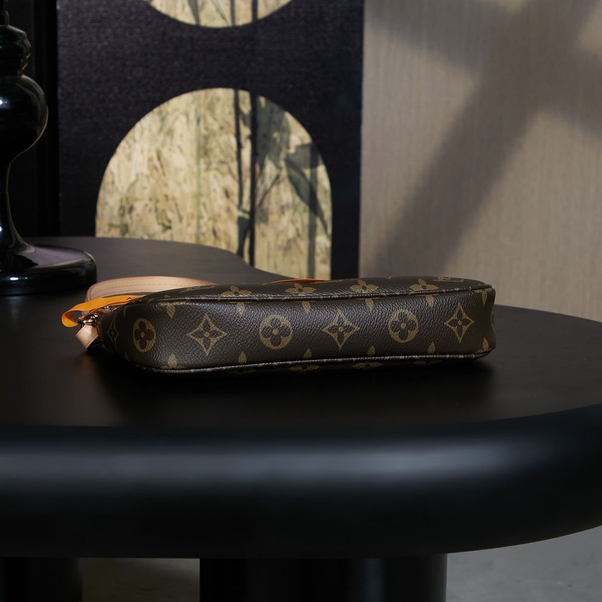 LV Pochette Accessoires