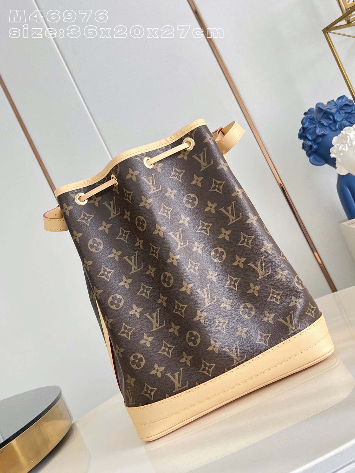 LV Noé（M46976）