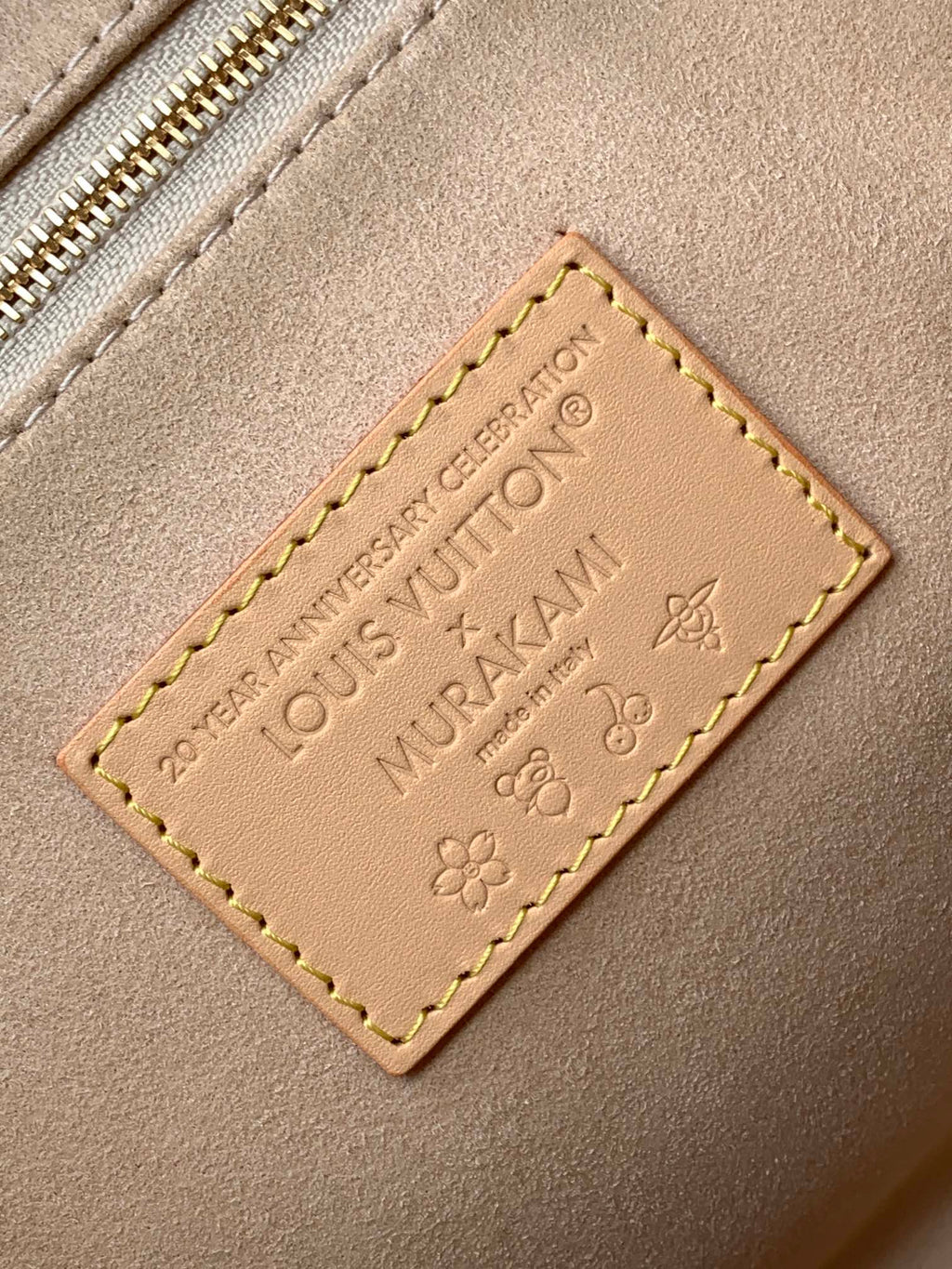 LV x TM OnTheGo MM