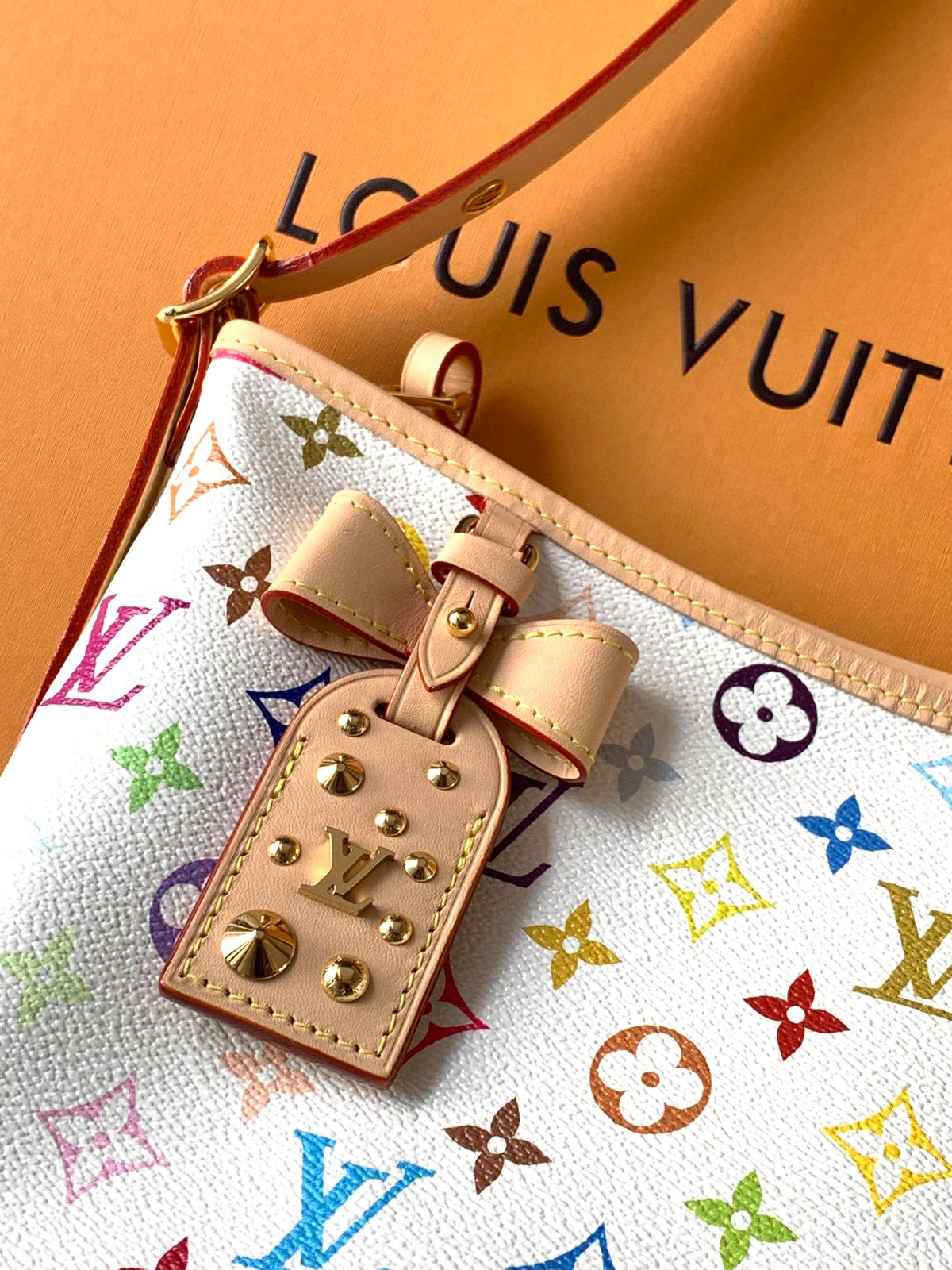 LV x TM CarryAll East West