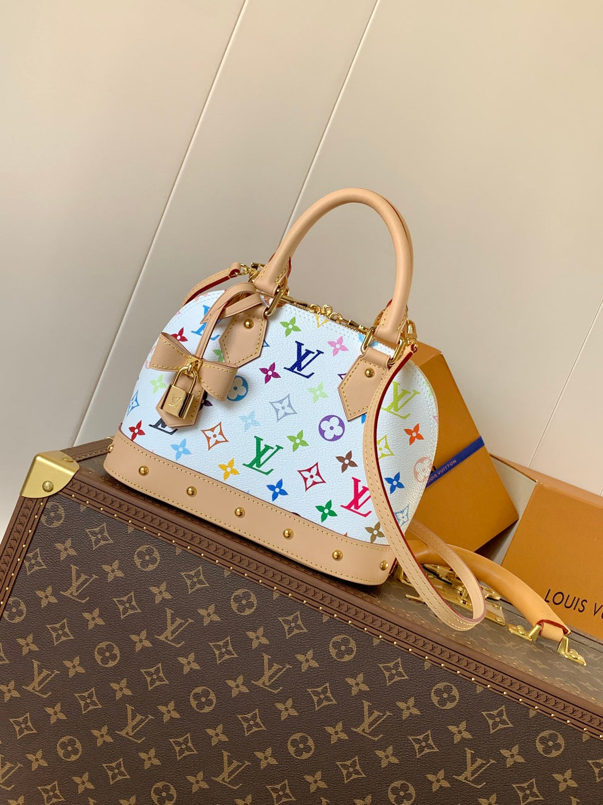LV x TM Alma BB