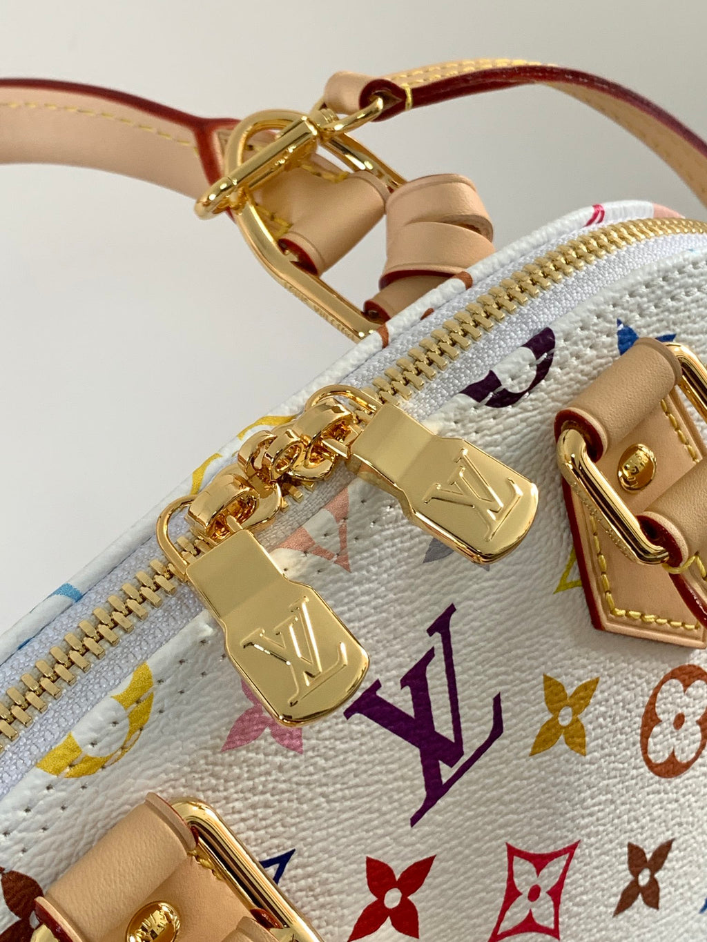 LV x TM Alma BB