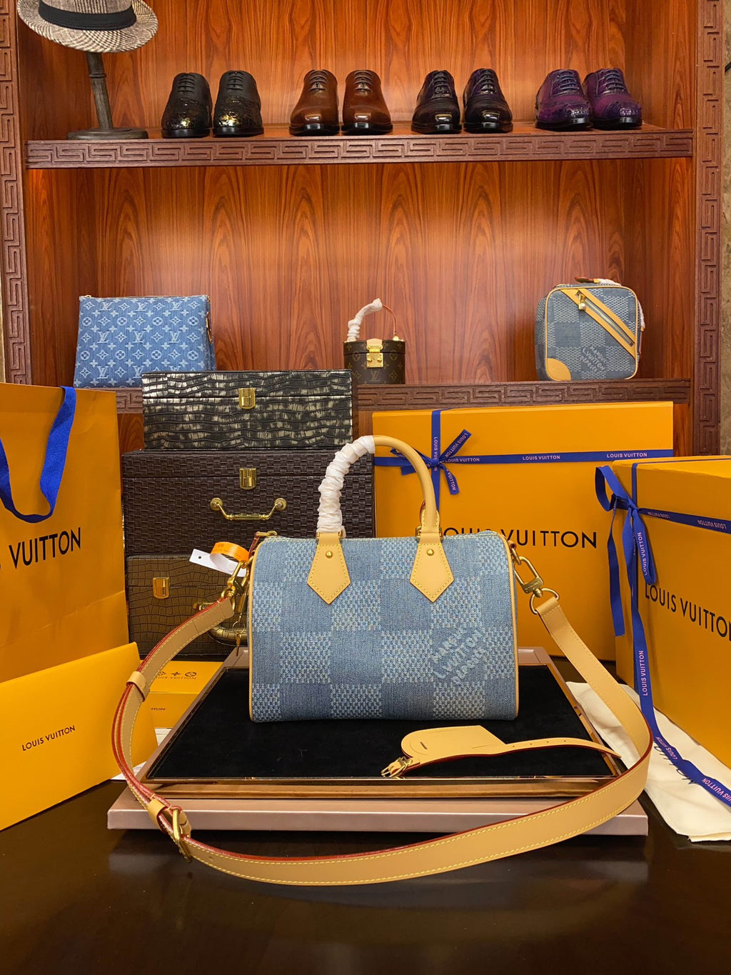 LV Speedy 25 Bandoulière Damier Denim 3D