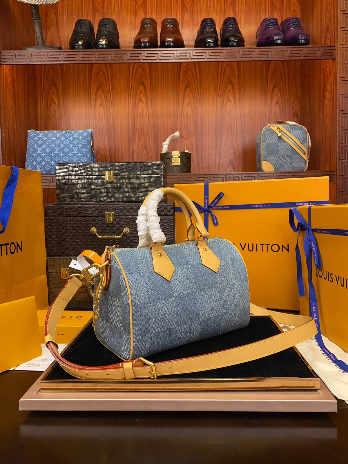 LV Speedy 25 Bandoulière Damier Denim 3D
