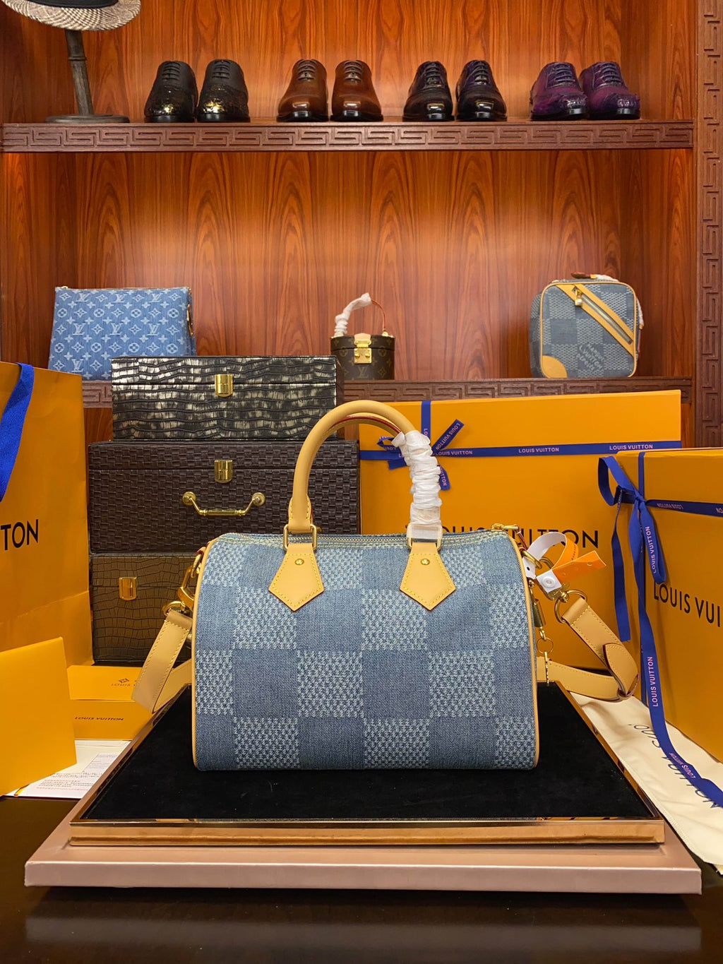 LV Speedy 25 Bandoulière Damier Denim 3D