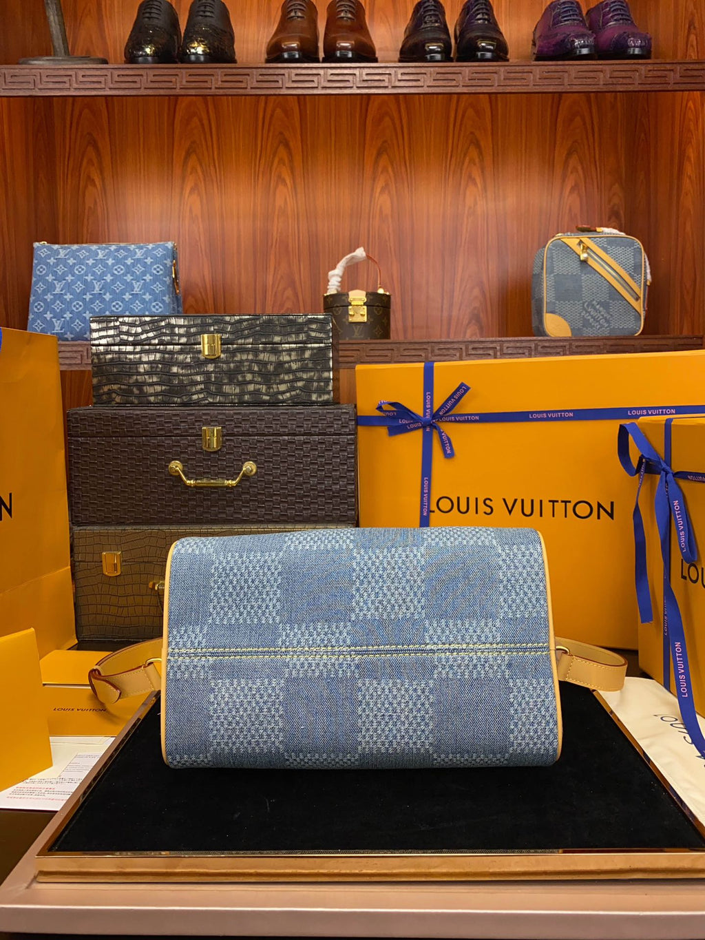 LV Speedy 25 Bandoulière Damier Denim 3D