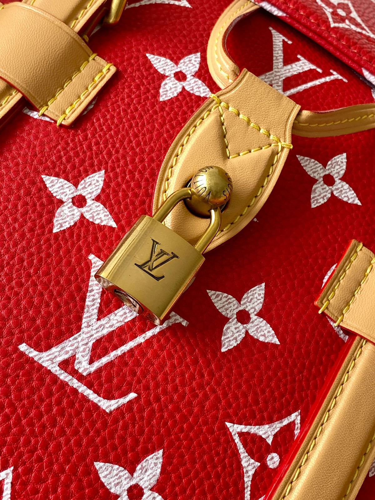 LV Christopher P9 MM