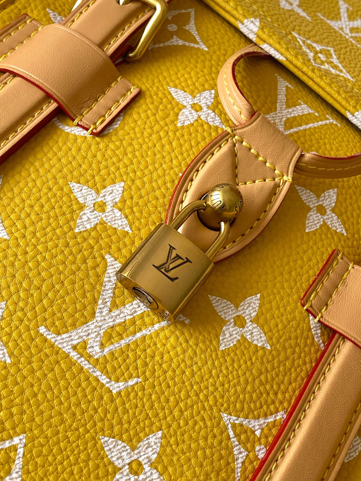 LV Christopher P9 MM