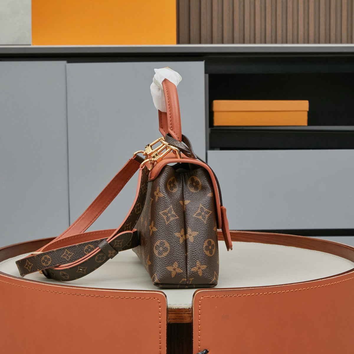 M28288	LV Madeleine BB