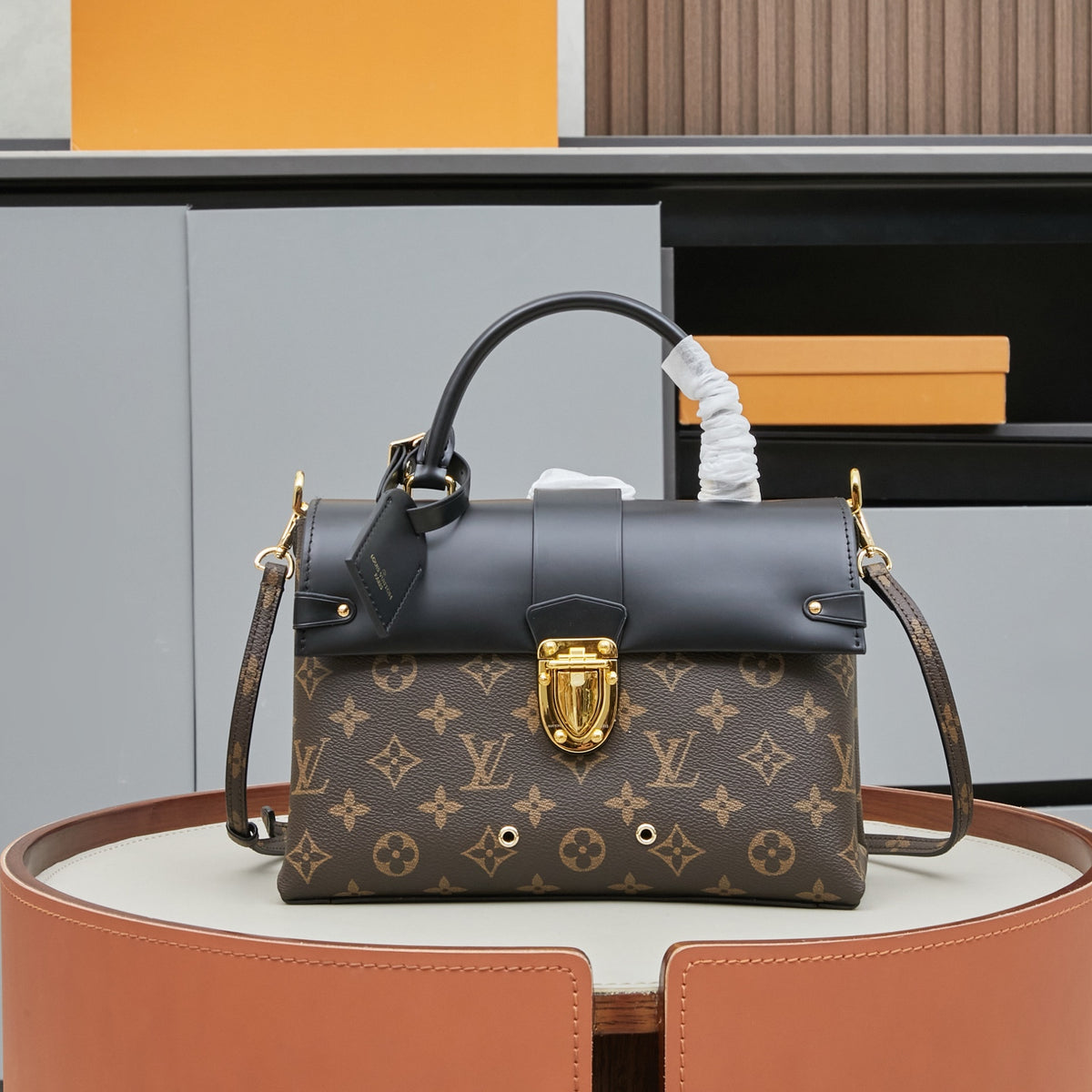 M43125	LV One Handle Flap MM