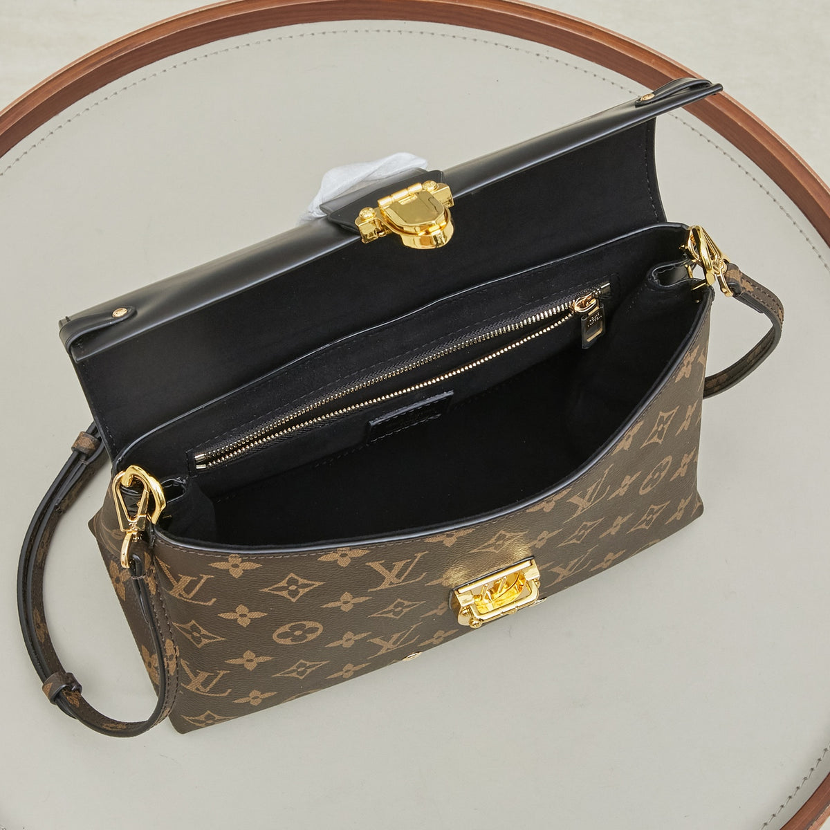 M43125	LV One Handle Flap MM
