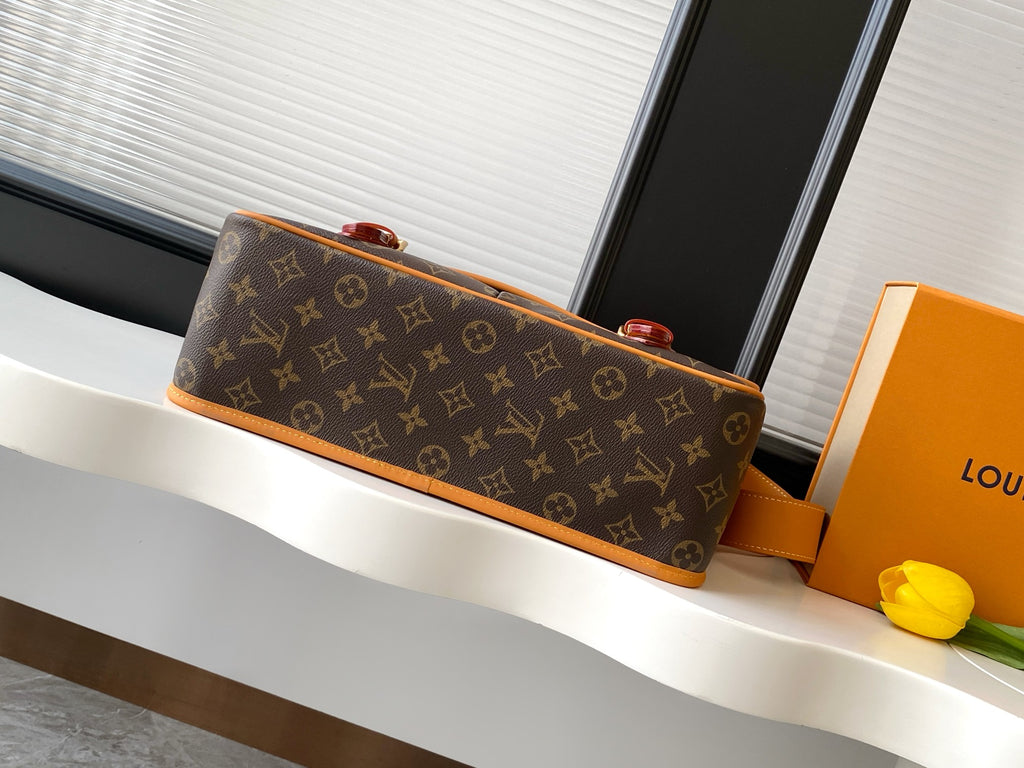 M14723	LV Satchel Messenger