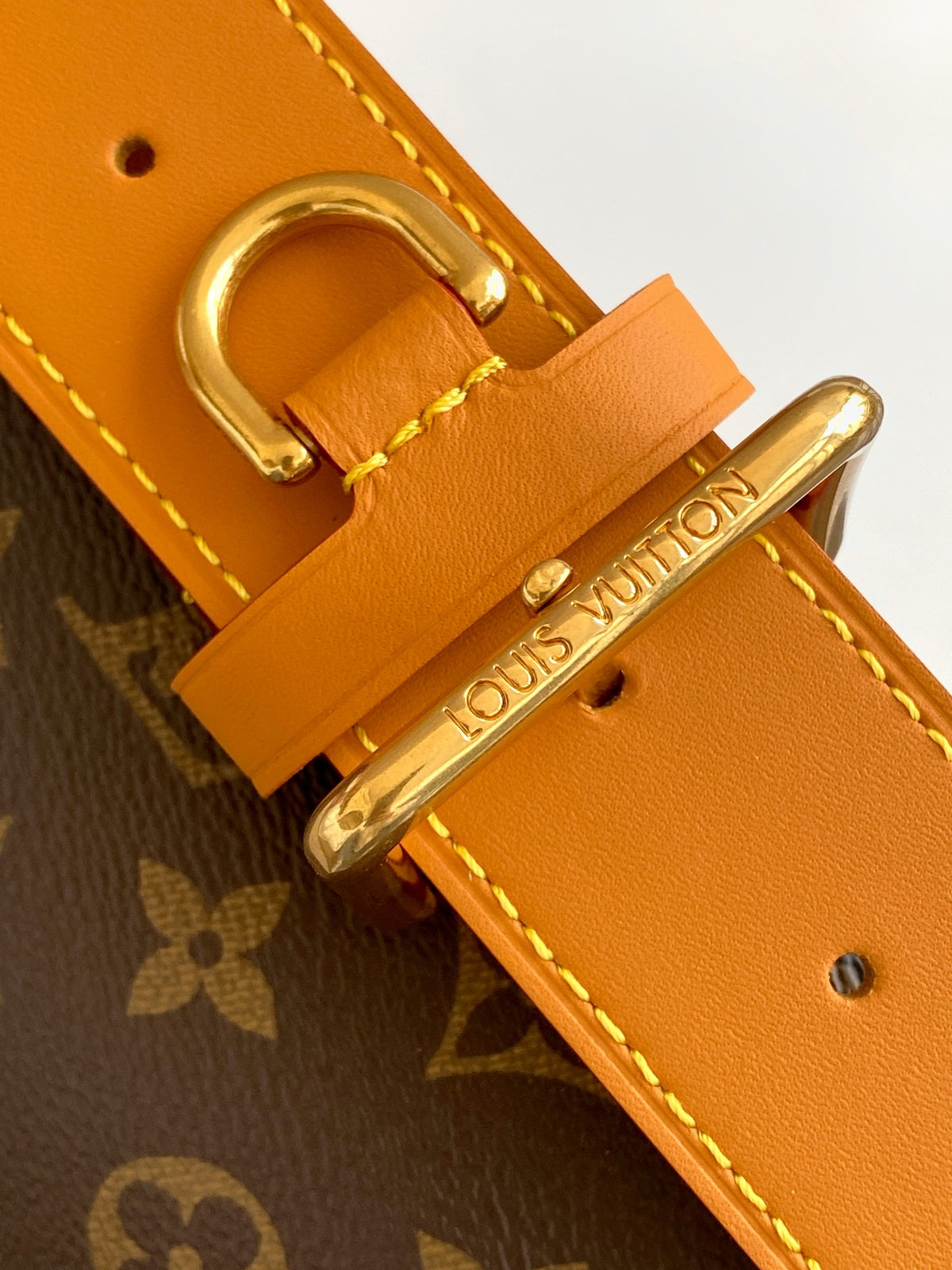 M14723	LV Satchel Messenger