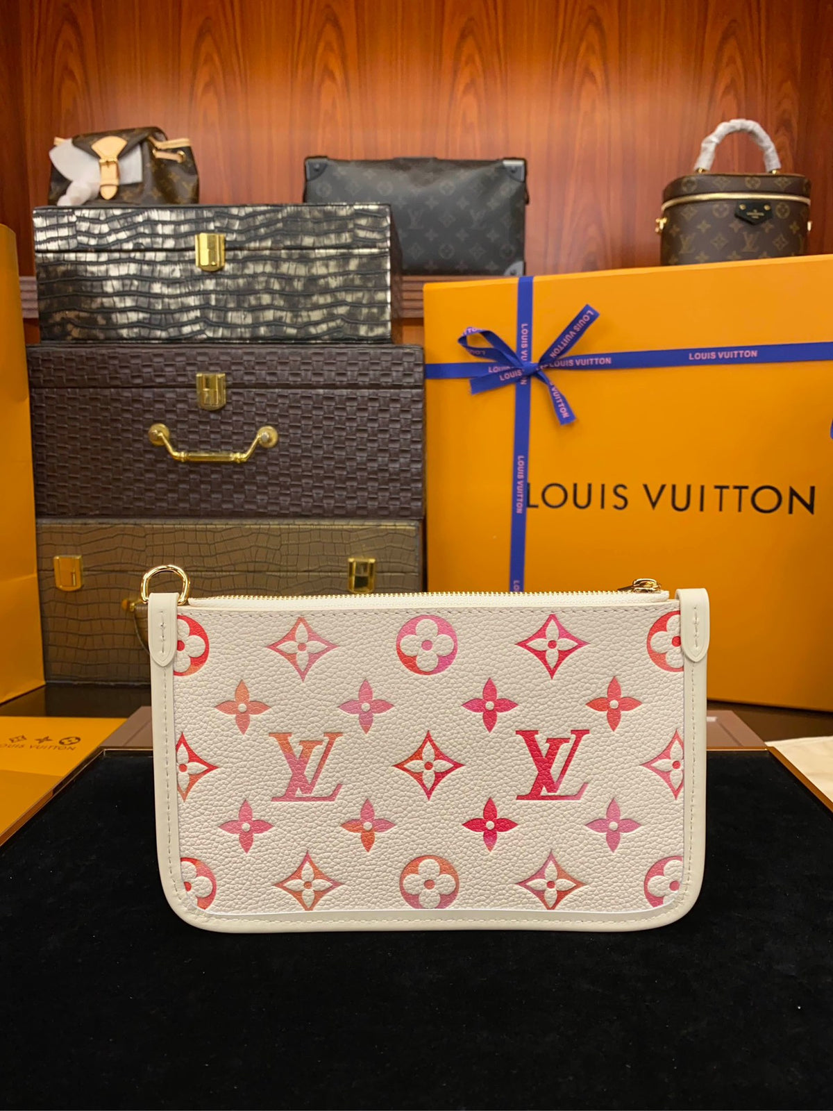 M24652	LV CarryAll PM