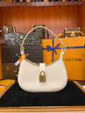 M24611	LV Low Key Shoulder