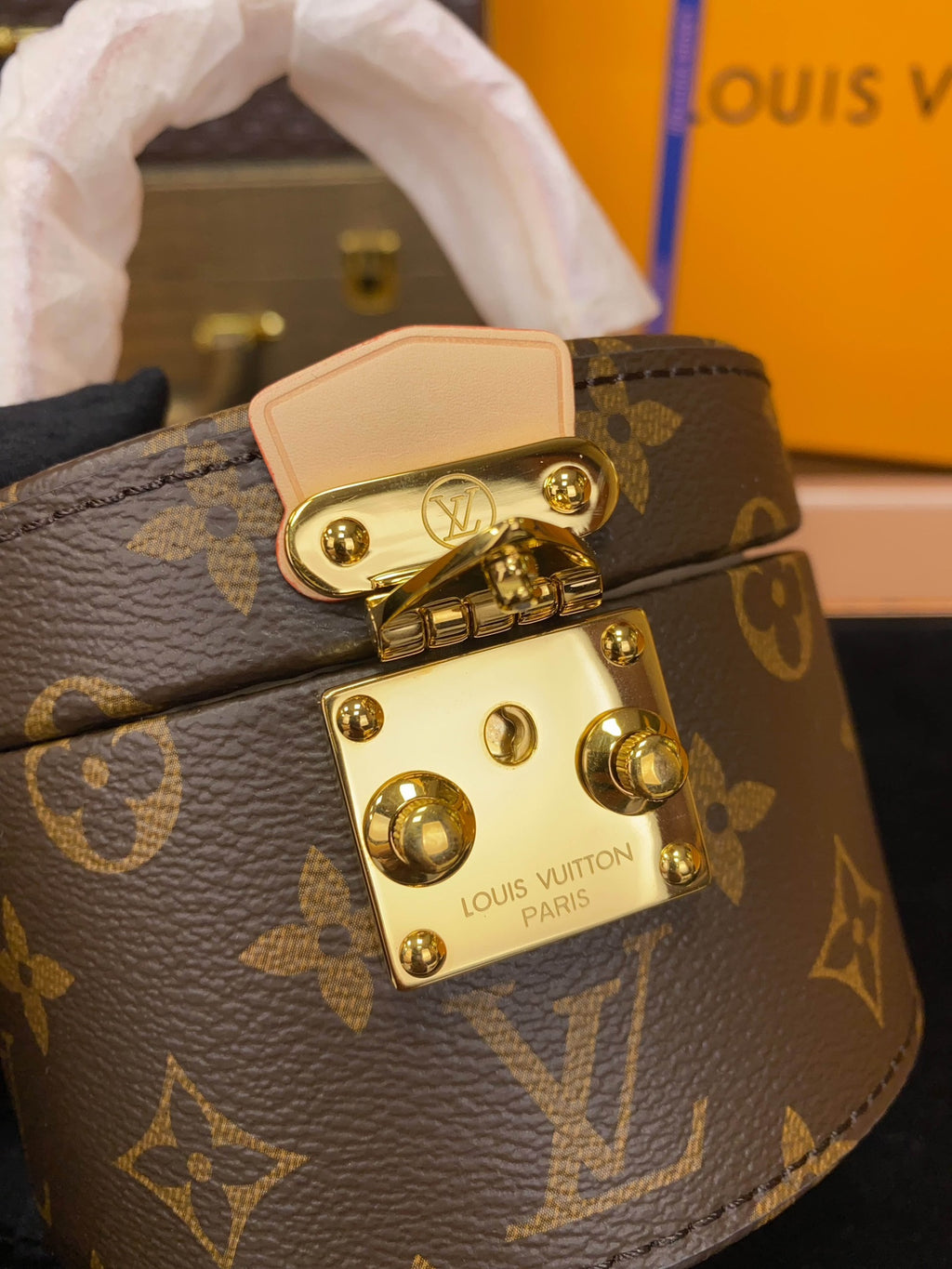 M43514	LV Petite Boîte Chapeau