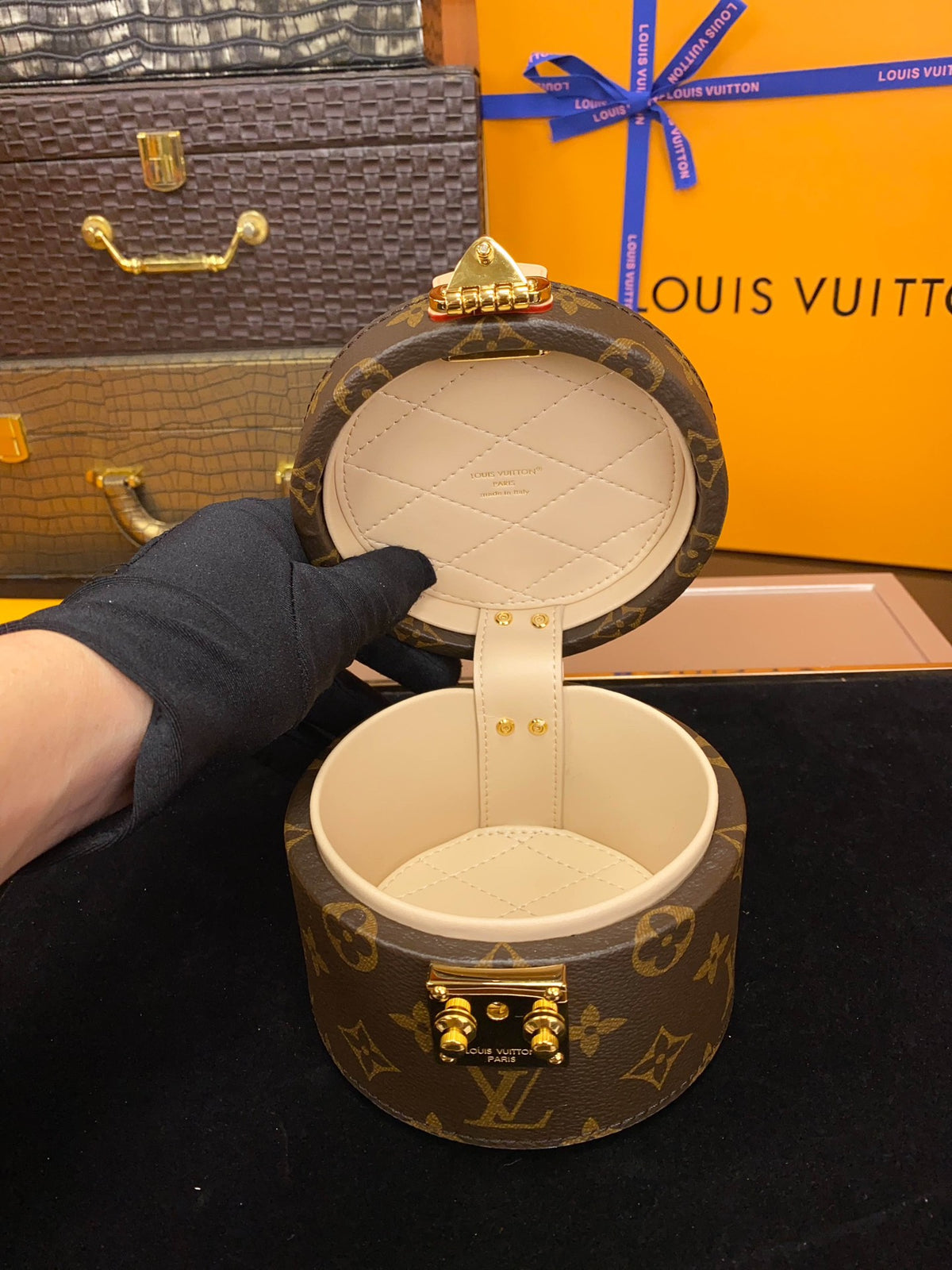 M43514	LV Petite Boîte Chapeau