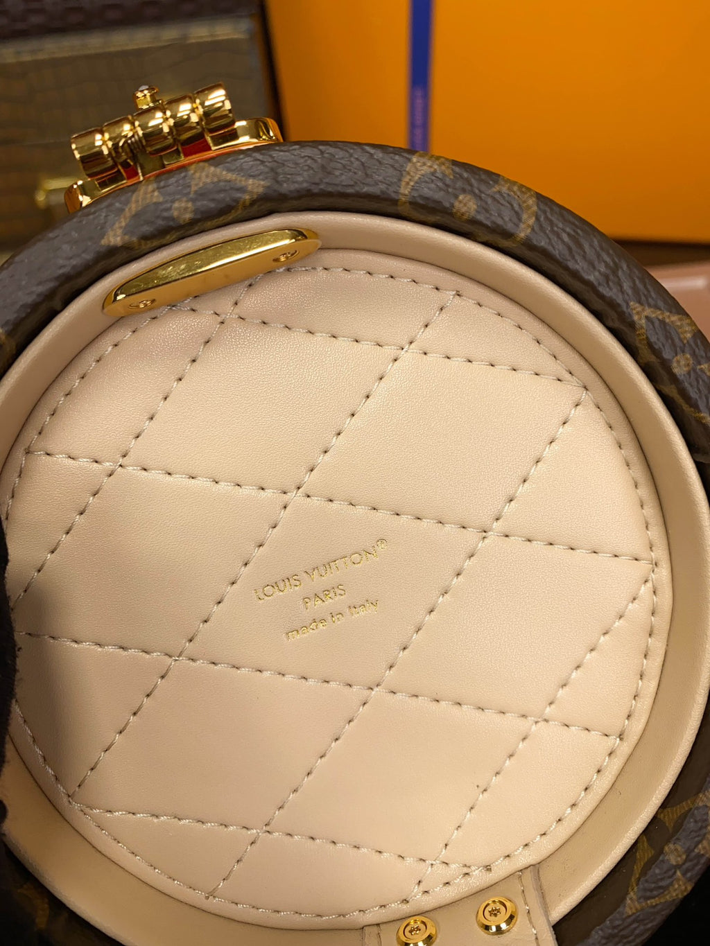 M43514	LV Petite Boîte Chapeau