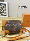 M14172	LV x 村上隆 Utility Crossbody