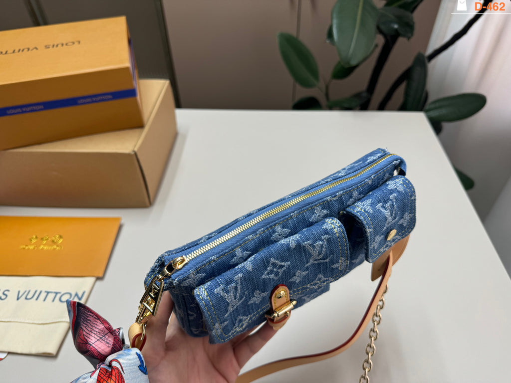 M27602|LV Pochette Accessoire Cargo