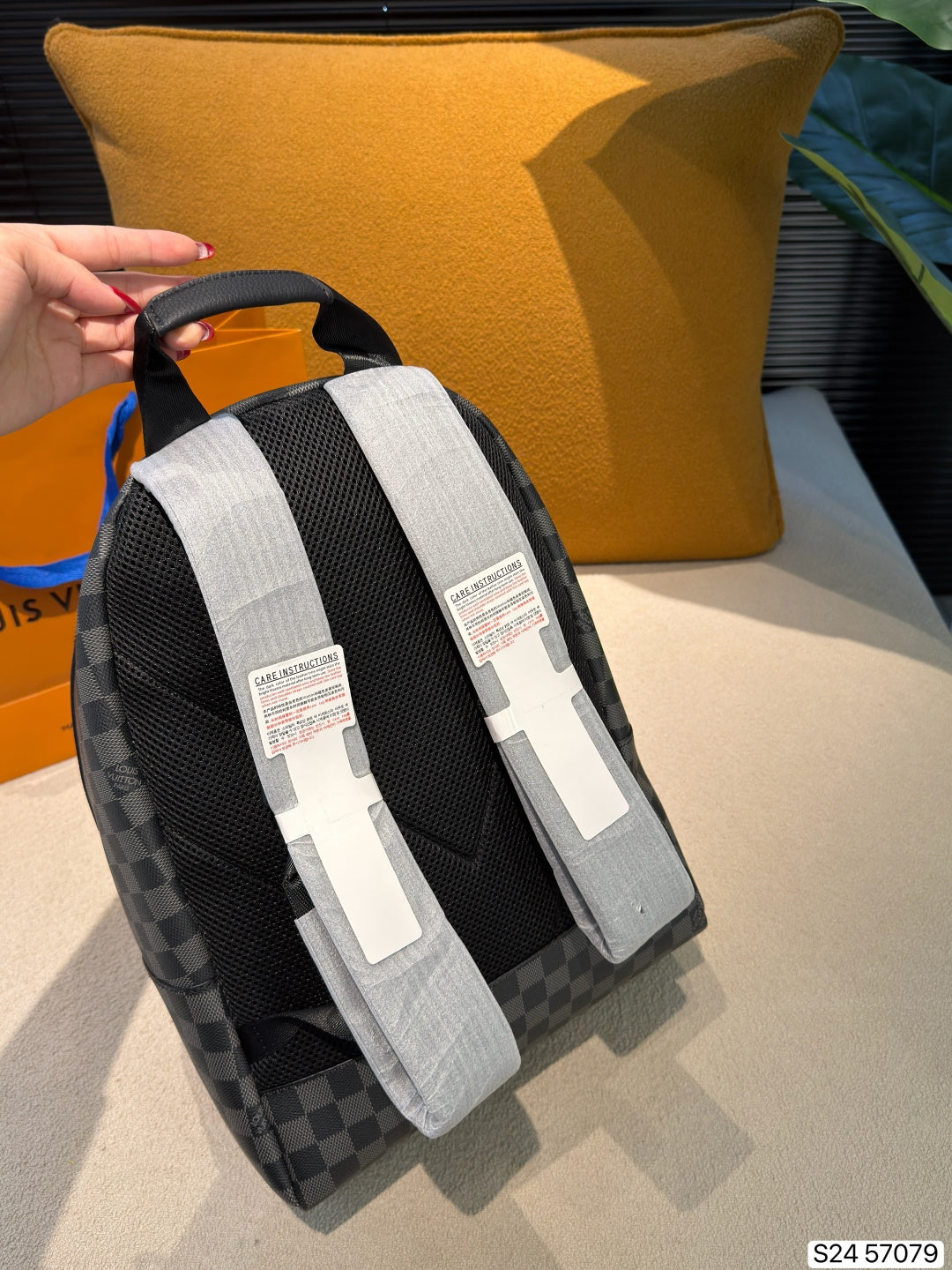 M46684|LV Discovery