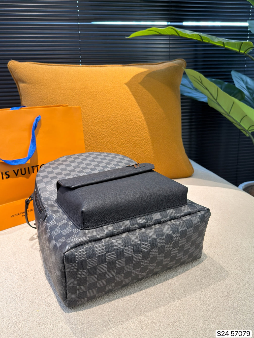 M46684|LV Discovery