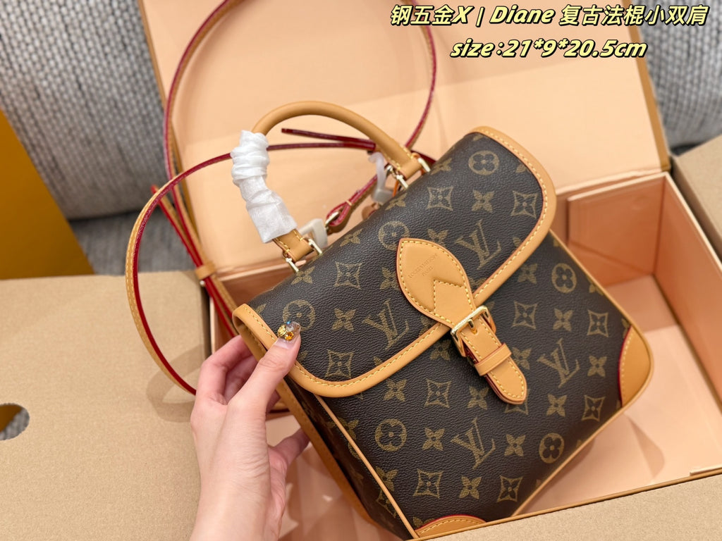 M29766|LV Diane Backpack PM