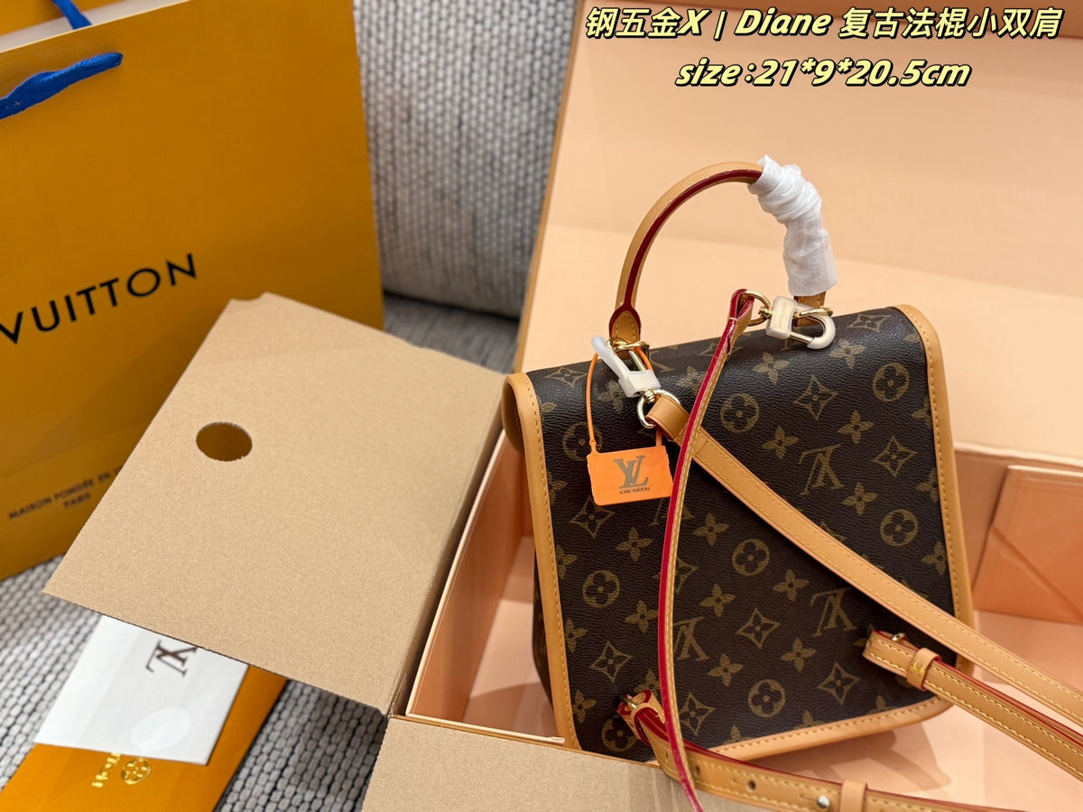 M29766|LV Diane Backpack PM