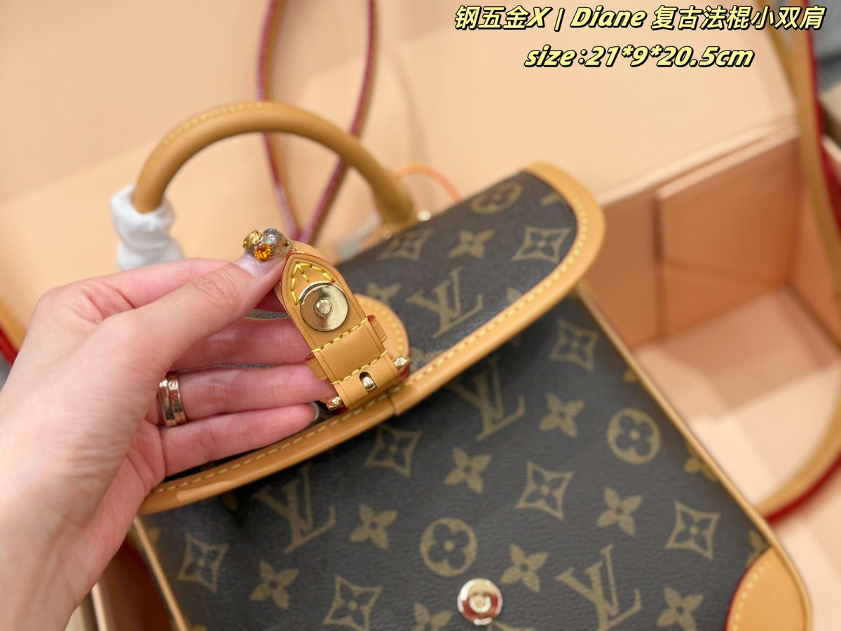 M29766|LV Diane Backpack PM