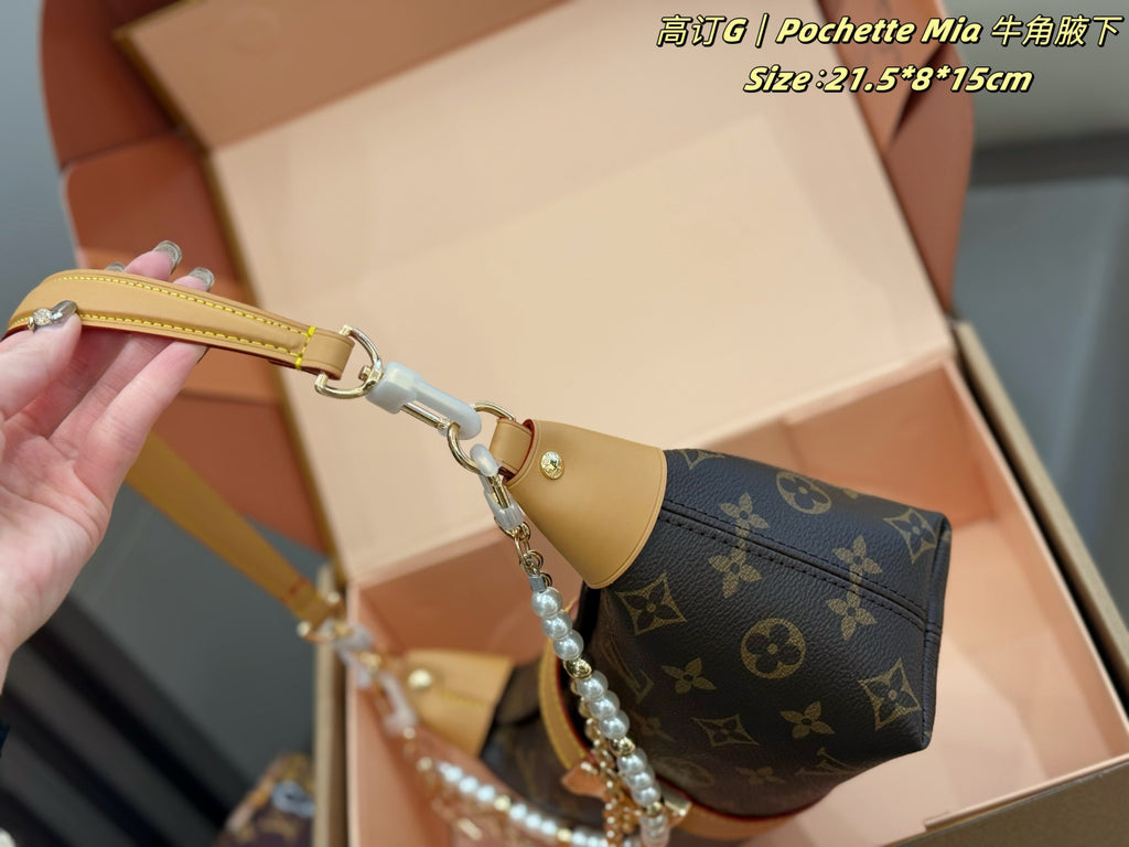 M26191|LV Pochette Mia