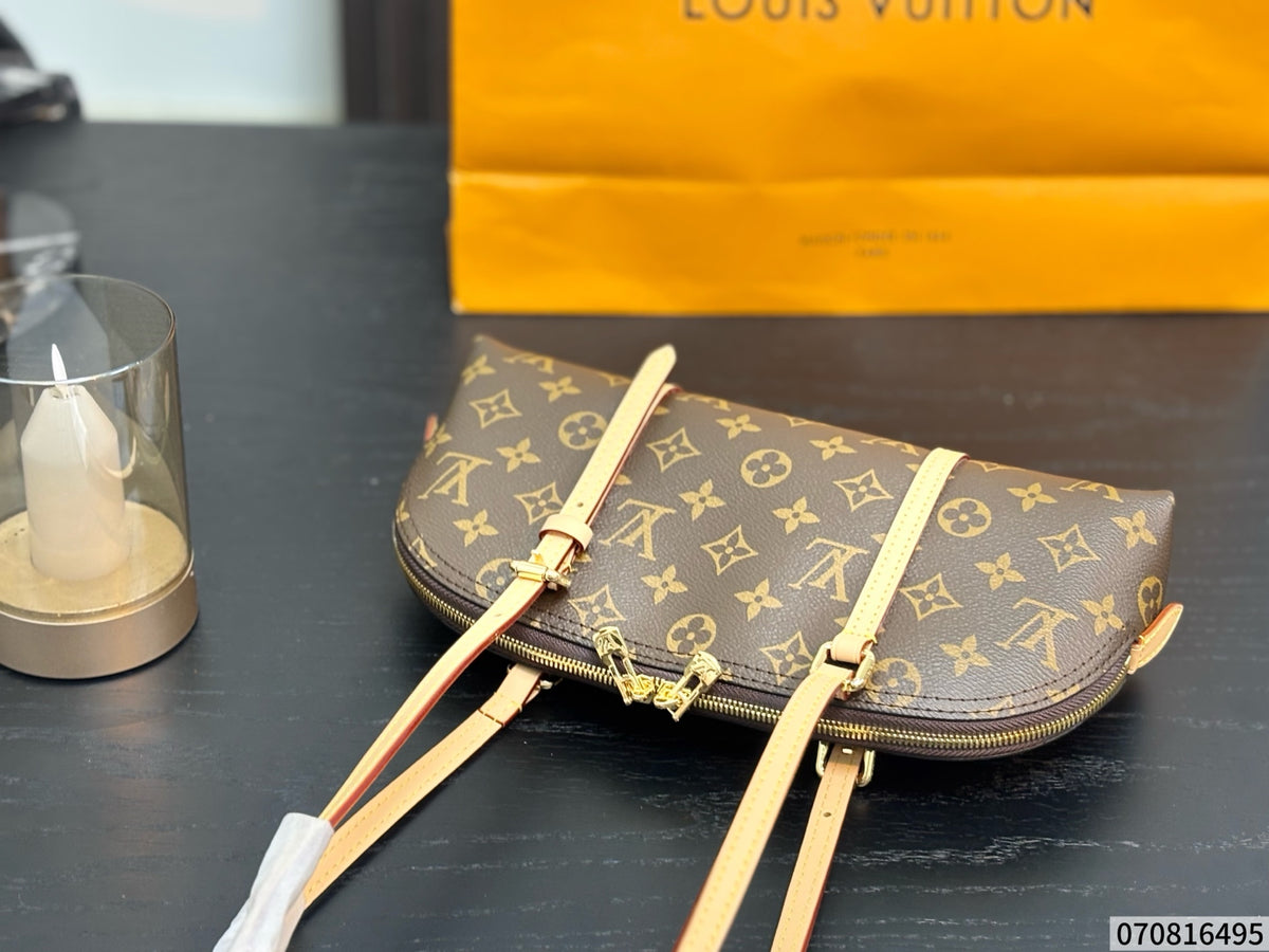 M28953|LV Squire East West