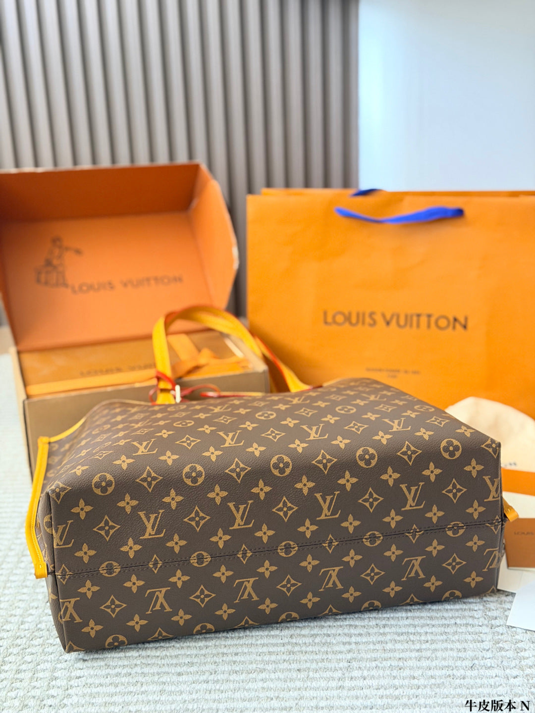 M40990|LV Neverfull GM