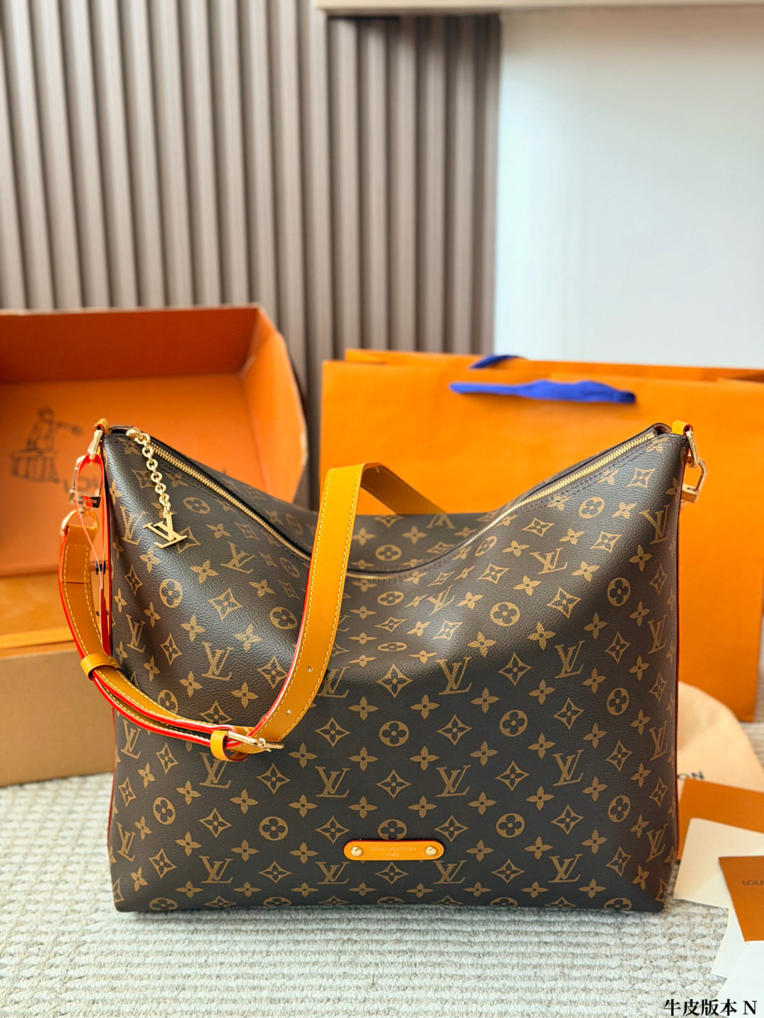 M14018|LV Vagabond