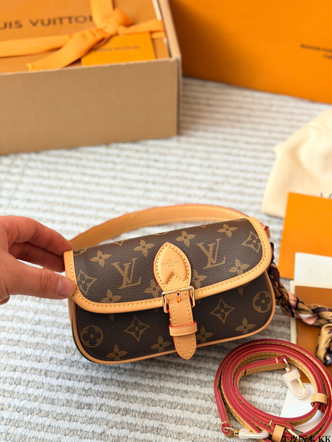 M83298|LV Nano Diane