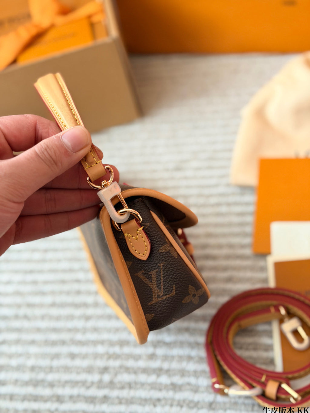 M83298|LV Nano Diane