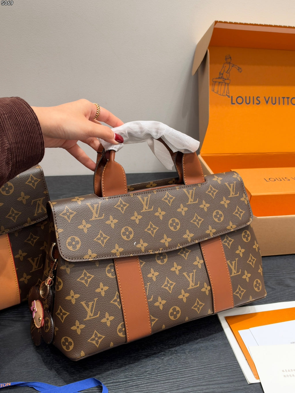 M44258|LV Cluny MM