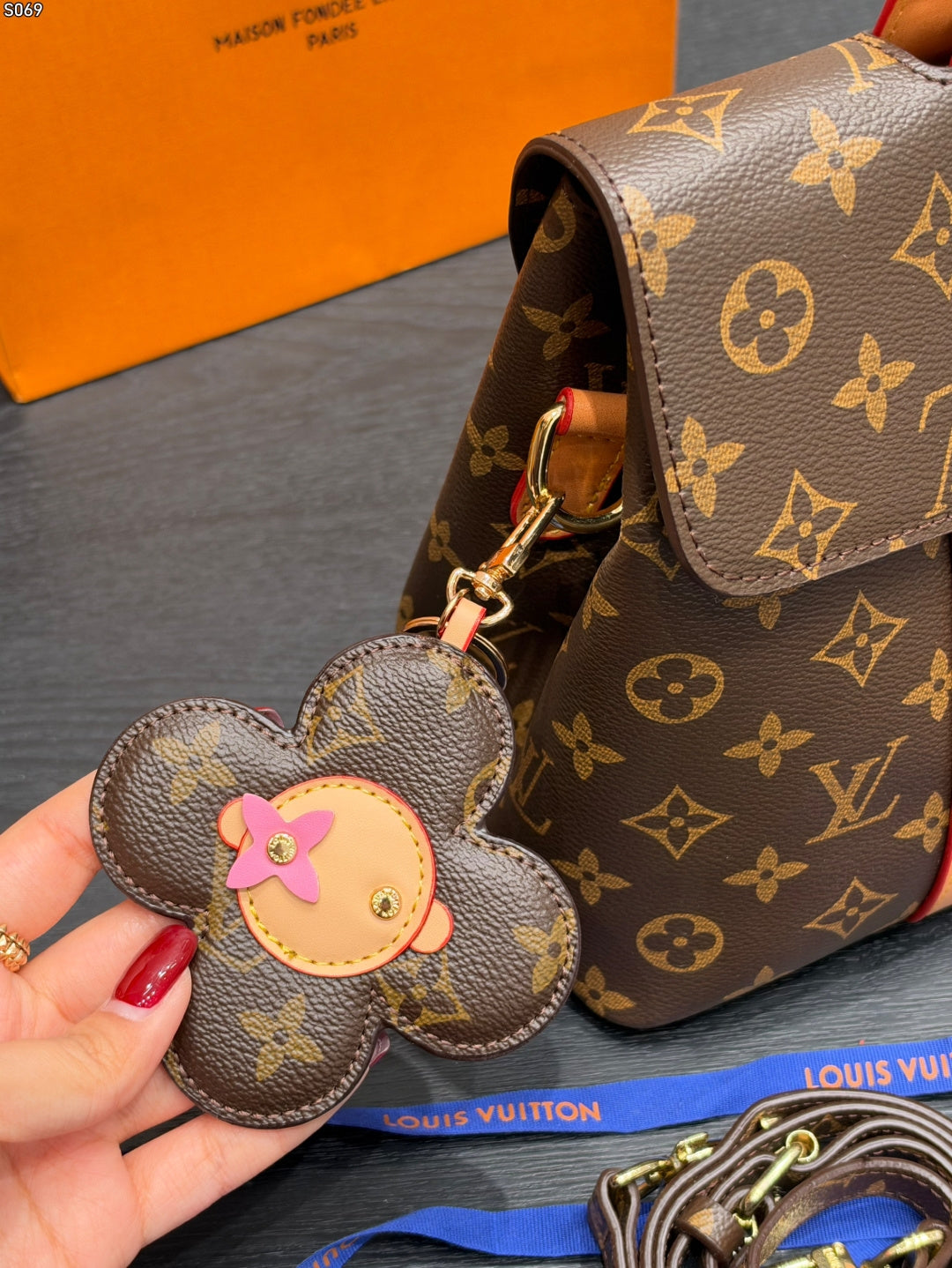 M44258|LV Cluny MM