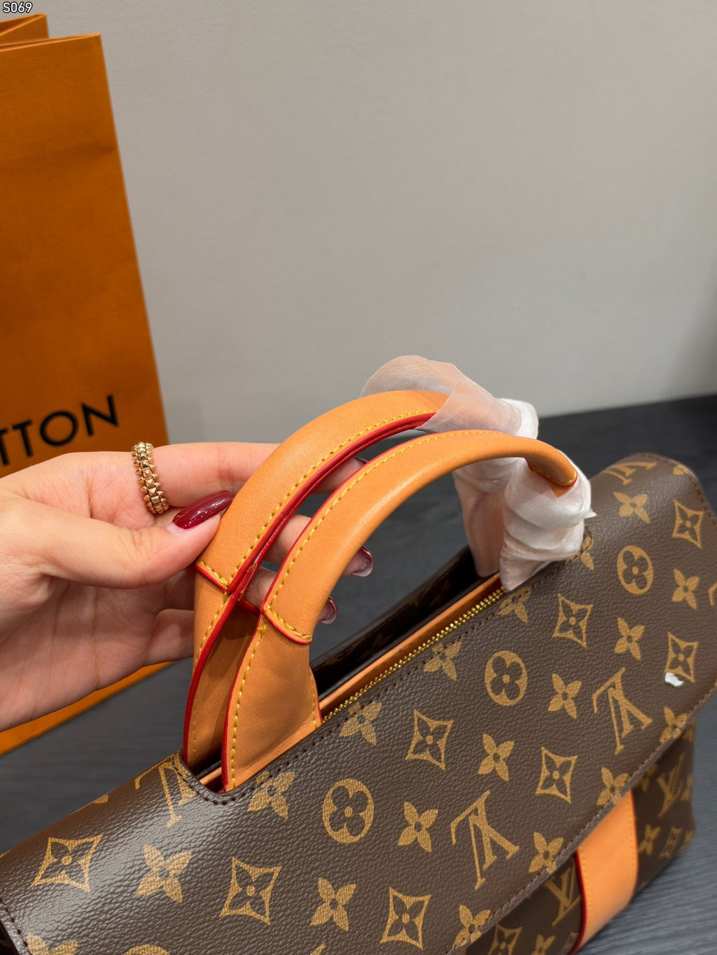 M44258|LV Cluny MM