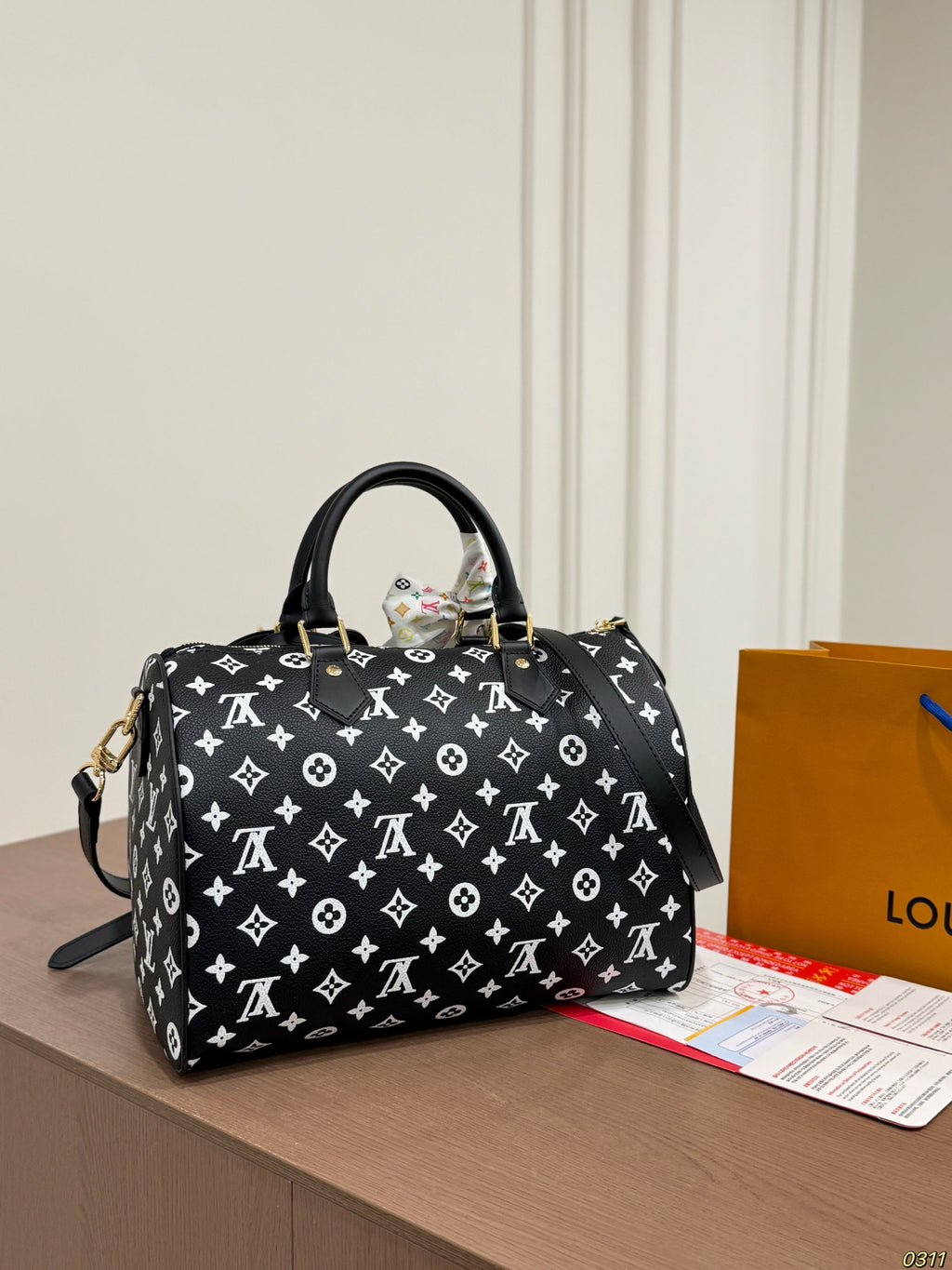 M2A407|LV Speedy P9 Bandoulière 25