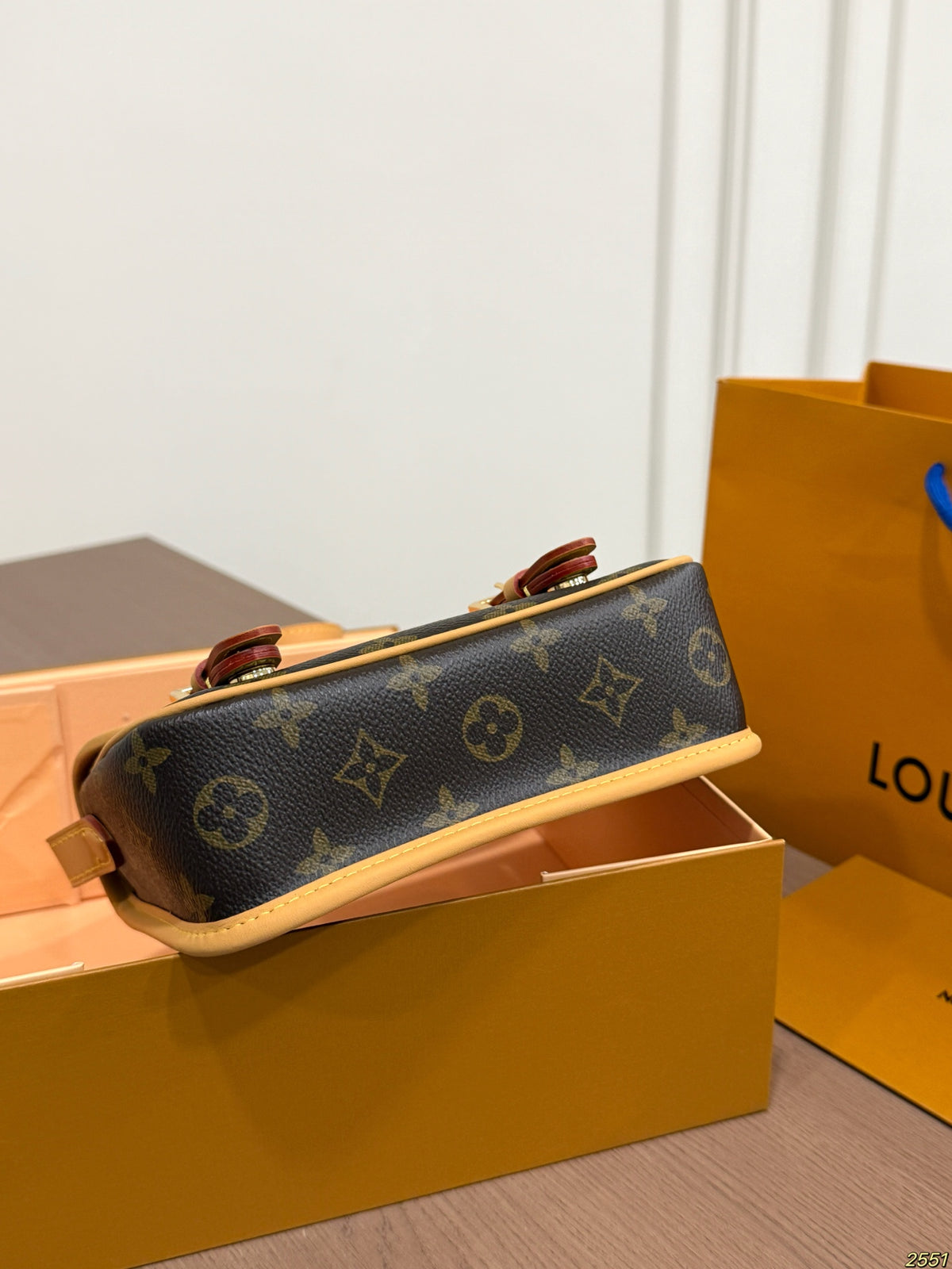 M45985|LV Diane