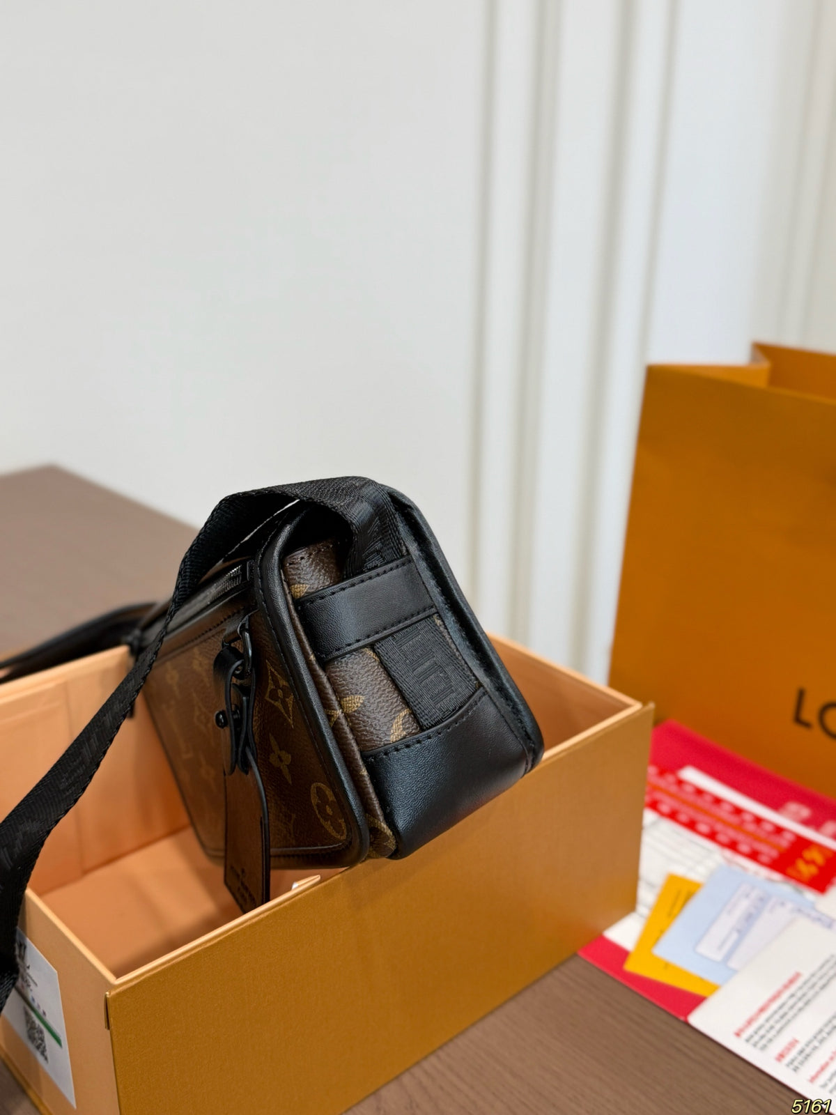 M12599|LV Bosphore