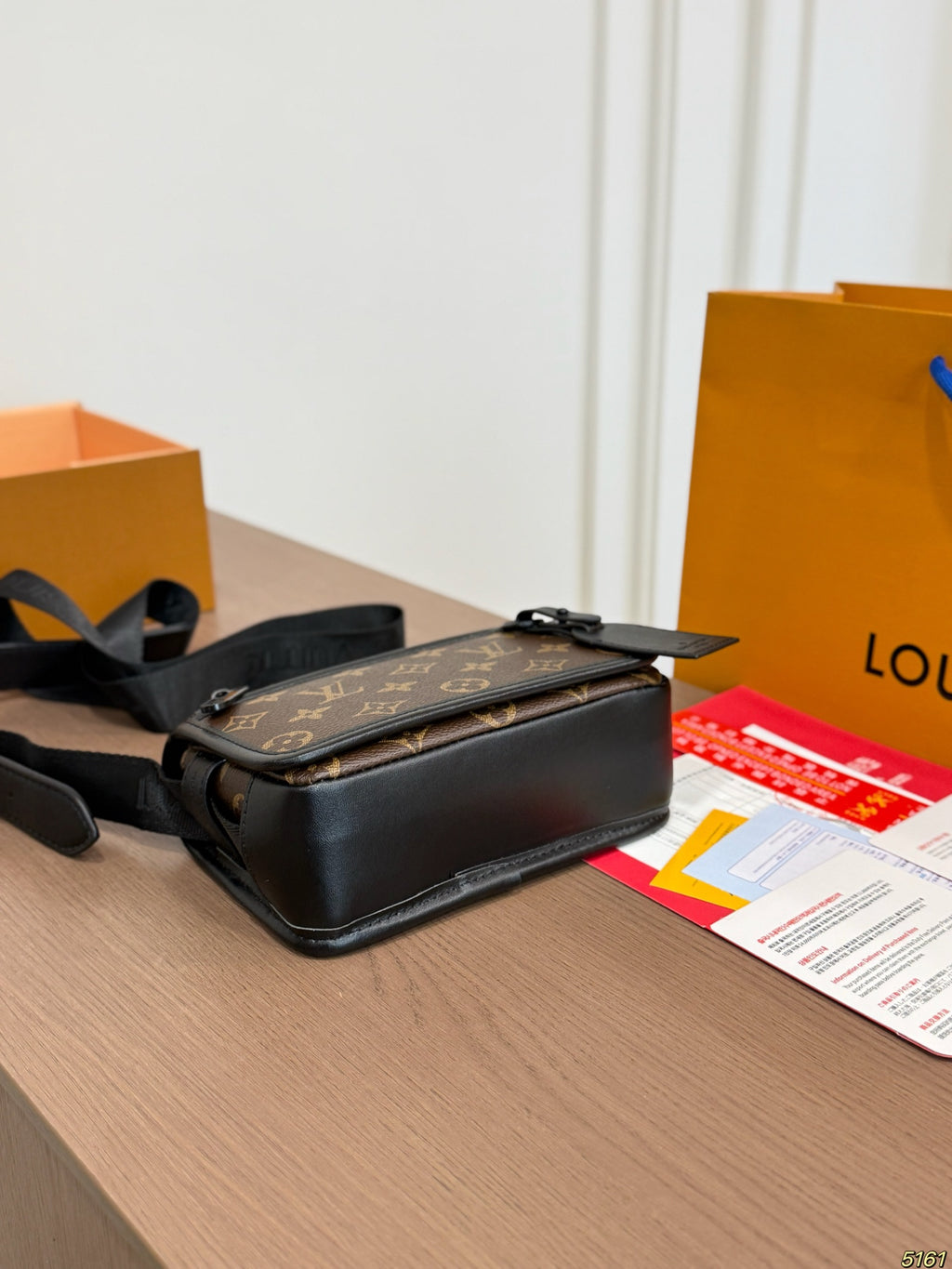 M12599|LV Bosphore